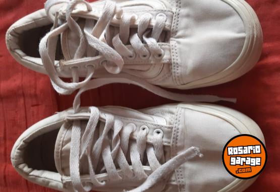 Indumentaria - Zapatillas Femeninas Vans Originales Talle 36 Como nuevas - En Venta