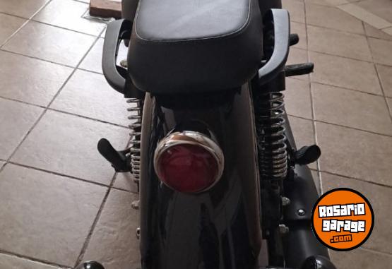 Motos - Royal Enfield Meteor 350 fireball 2023 Nafta 3900Km - En Venta