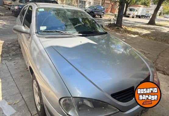 Autos - Renault Megane TRI Authentic 1.9 2006 Diesel 140000Km - En Venta