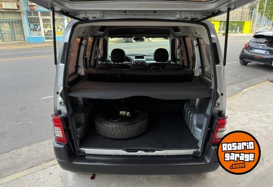 Utilitarios - Peugeot Partner Patagonica 2017 Nafta  - En Venta