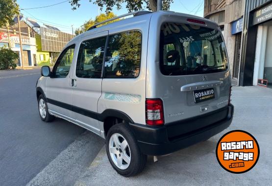 Utilitarios - Peugeot Partner Patagonica 2017 Nafta  - En Venta