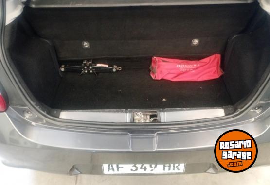 Autos - Toyota Etios 2022 Nafta 125000Km - En Venta