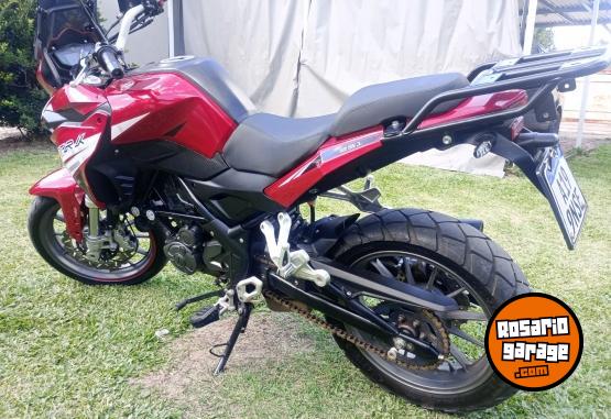 Motos - Benelli TRK 251 2023 Nafta 18300Km - En Venta