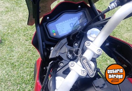 Motos - Benelli TRK 251 2023 Nafta 18300Km - En Venta