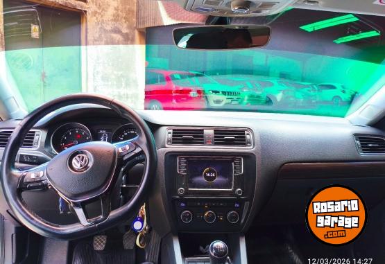 Autos - Volkswagen Vento 2017 Nafta 122000Km - En Venta