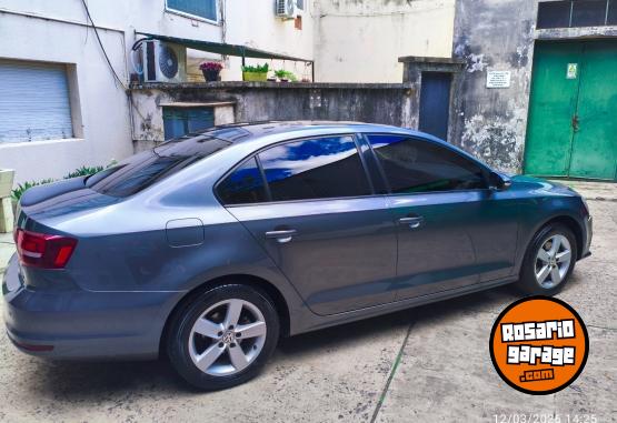 Autos - Volkswagen Vento 2017 Nafta 122000Km - En Venta