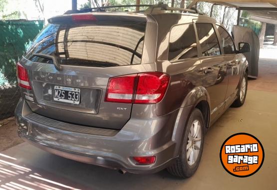 Camionetas - Dodge Jourbey 2013 Nafta 110000Km - En Venta
