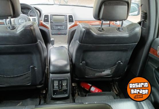 Camionetas - Jeep Grand Cherokee 2013 Nafta 147000Km - En Venta