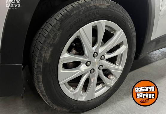 Autos - Chevrolet Tracker LTZ 2022 Nafta 56200Km - En Venta
