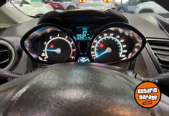 Autos - Ford Fiesta 5p S 1.6 2015 Nafta 41000Km - En Venta