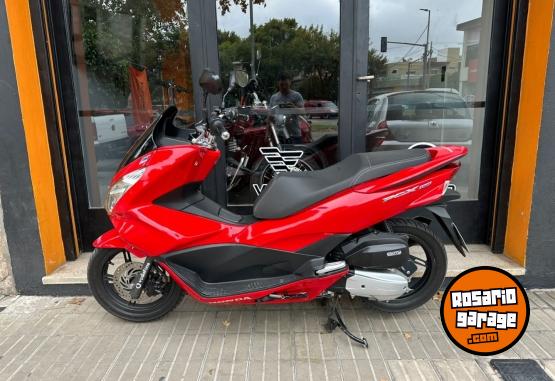 Motos - Honda PCX 150 2018 Nafta 28000Km - En Venta
