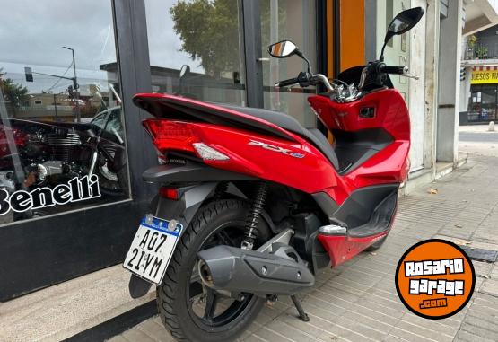 Motos - Honda PCX 150 2018 Nafta 28000Km - En Venta