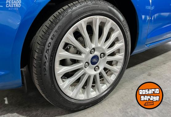 Autos - Ford Fiesta Kinetic Design SE 2017 Nafta 60800Km - En Venta