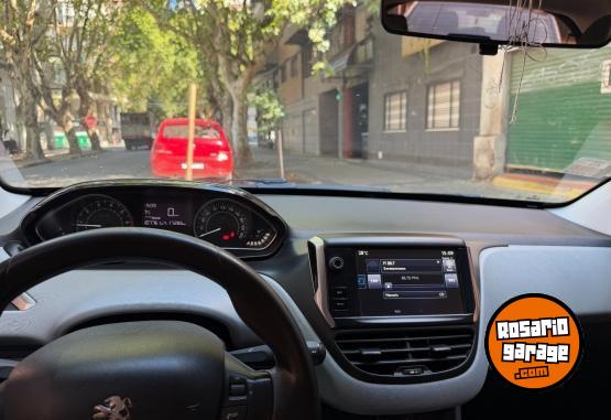 Autos - Peugeot 208 ALLURE 1.5 2016 Nafta 107000Km - En Venta