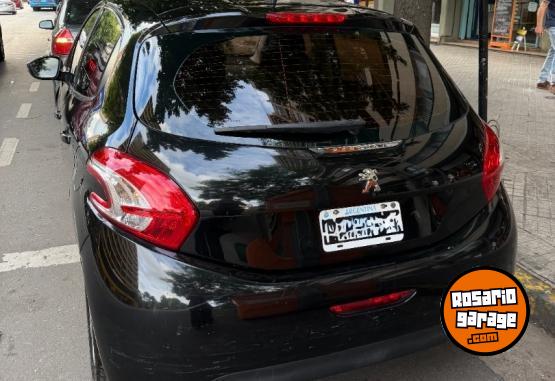 Autos - Peugeot 208 ALLURE 1.5 2016 Nafta 107000Km - En Venta
