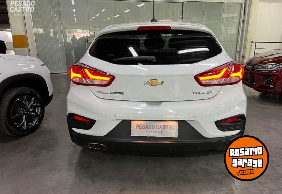 Autos - Chevrolet Cruze 5p Premier 1.4T 2023 Nafta 42000Km - En Venta