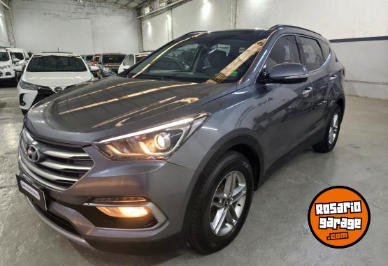Camionetas - Hyundai SANTA FE PREMIUM AT 7AS 2016 Nafta 140000Km - En Venta