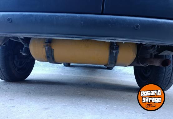 Utilitarios - Renault Kangoo 2010 GNC  - En Venta