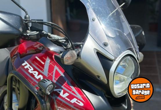 Motos - Honda Transalp 700 2008 Nafta 66000Km - En Venta