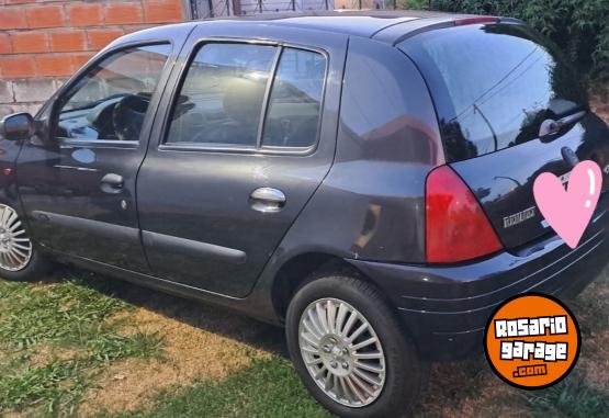 Autos - Renault Clio 2001 Diesel 2300Km - En Venta