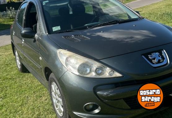 Autos - Peugeot 207 compact XS 2011 Nafta 166400Km - En Venta