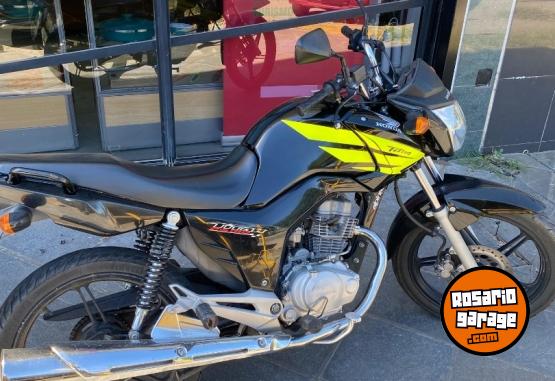 Motos - Honda New Titan 2017 Nafta 45000Km - En Venta