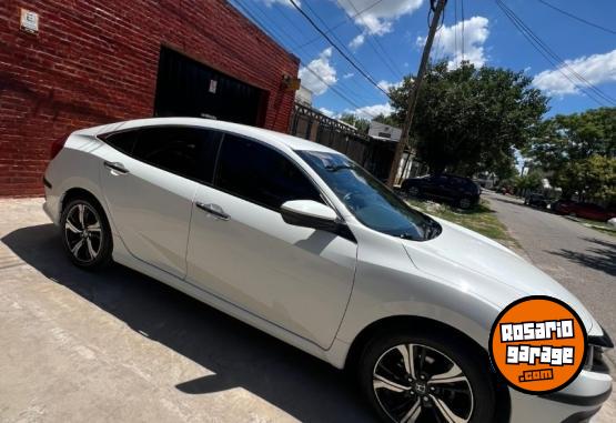 Autos - Honda Civic 2018 Nafta 115000Km - En Venta