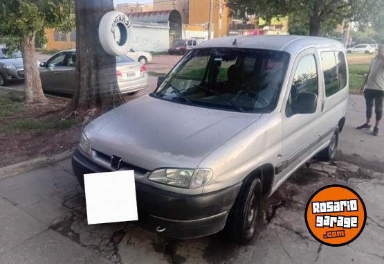 Utilitarios - Peugeot Parnert mod. 2000 1.9 die 2000 Diesel 377000Km - En Venta