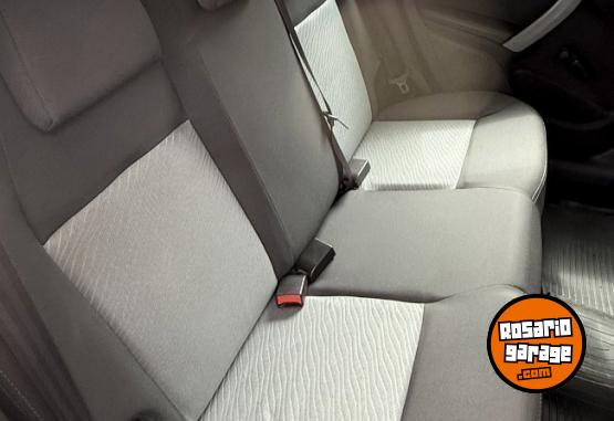 Autos - Peugeot 208 Active 2015 Nafta 68300Km - En Venta