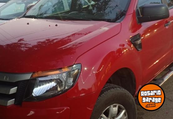 Camionetas - Ford Ranger XLS 3.2 2015 Diesel 126000Km - En Venta