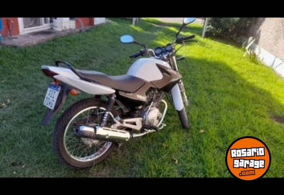 Motos - Yamaha YBR 125 2017 Nafta 115000Km - En Venta