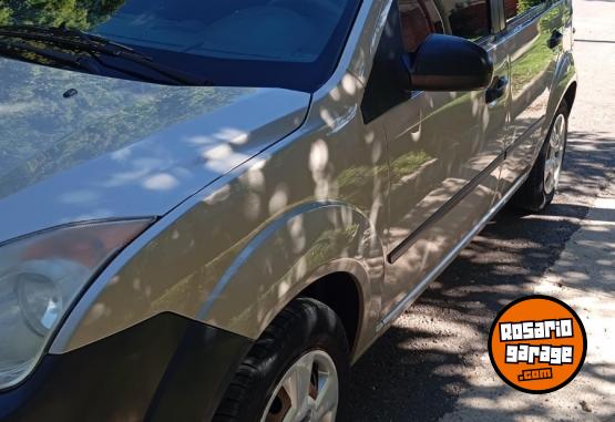 Autos - Ford Fiesta 2009 Nafta 111111Km - En Venta