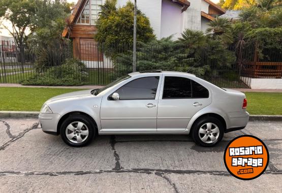 Autos - Volkswagen Bora 2.0 2009 Nafta 119000Km - En Venta