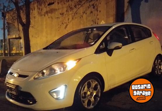 Autos - Ford Fiesta kinectic 2012 GNC 170000Km - En Venta