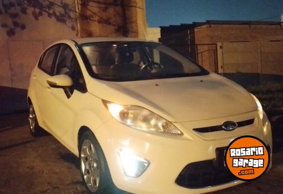 Autos - Ford Fiesta kinectic 2012 GNC 170000Km - En Venta