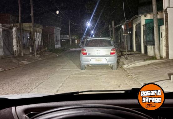 Utilitarios - Renault Kangoo 2011 Nafta 111111Km - En Venta