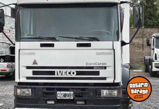 Camiones y Gr�as - IVeco tector - En Venta