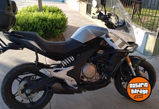 Motos - CF sportouring 2024 Nafta 10700Km - En Venta