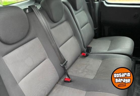 Utilitarios - Peugeot partner 2014 Diesel 176000Km - En Venta