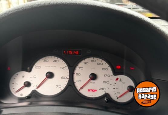 Utilitarios - Peugeot partner 2014 Diesel 176000Km - En Venta