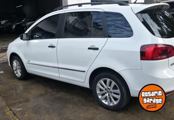Autos - Volkswagen Suran 2013 Nafta 12Km - En Venta