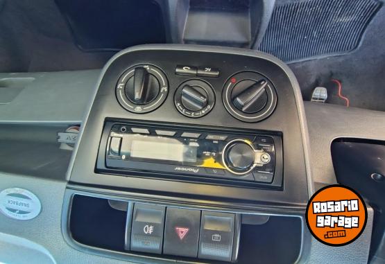 Autos - Volkswagen Gol power plus 2010 Nafta 212000Km - En Venta