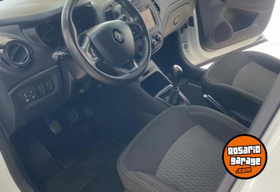 Autos - Renault CAPTUR LIFE 2018 Nafta 74000Km - En Venta