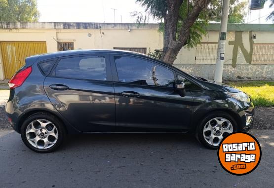Autos - Ford Fiesta kinetic 2011 Nafta 150000Km - En Venta