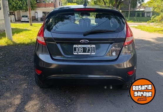 Autos - Ford Fiesta kinetic 2011 Nafta 150000Km - En Venta