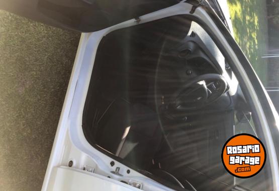 Autos - Renault Logan 2017 Nafta 145000Km - En Venta