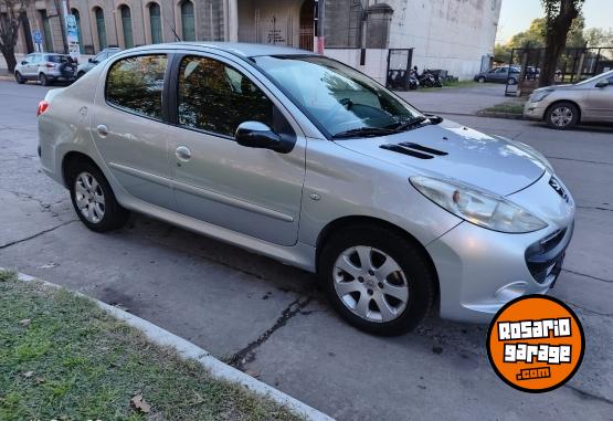 Autos - Peugeot 207  XT GNC 1.6 2010 GNC 184523Km - En Venta