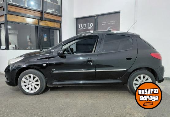 Autos - Peugeot 207 XT feline 2012 Diesel 188000Km - En Venta