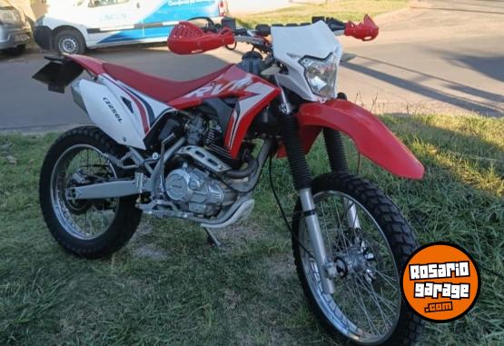Motos - RVM 250 2022 Nafta 5500Km - En Venta