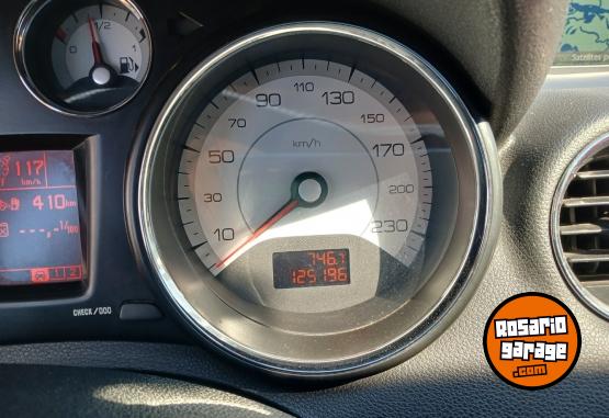 Autos - Peugeot 2015 allure1.6 2015 Diesel 125000Km - En Venta